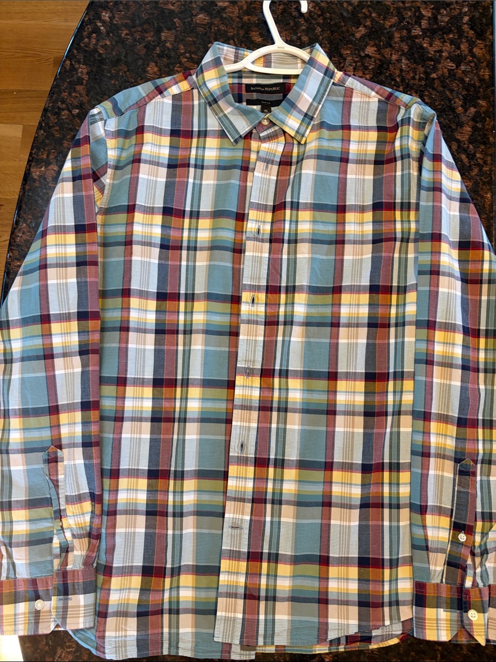 Men's Plaid Button-Down Shirt in Light Blue and Multicolor. XL, slim fit.